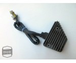 Honda VF500C spanningsregelaar / gelijkstroomregelaar / gelijkstroomwisselaar / spanningregelaar / spanning gelijkstroom wisselaar